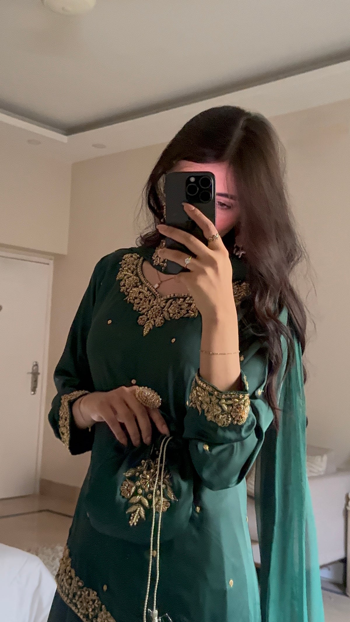 SUNEHRI - Emerald